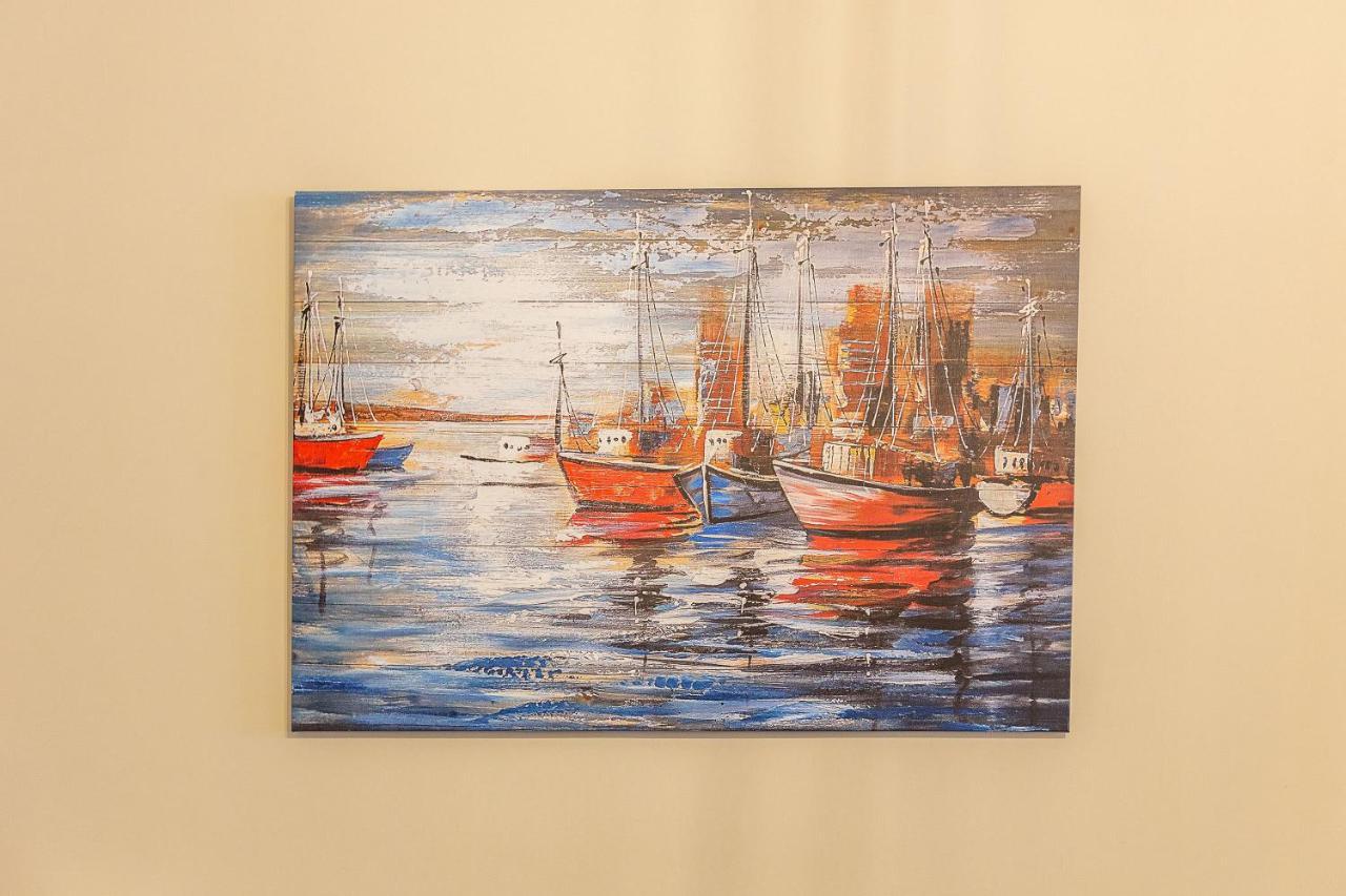 Charming Apartment Surrounded By Vibrant Attractions In Kadikoy อิสตันบูล ภายนอก รูปภาพ